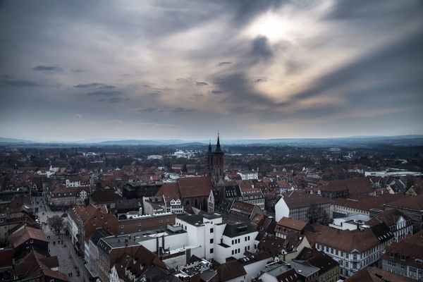 Descubra el encanto y la magia medieval de Göttingen con nuestra oferta de alquiler de coches sin franquicia